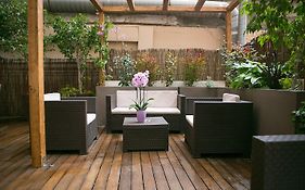 Blanc Guest House